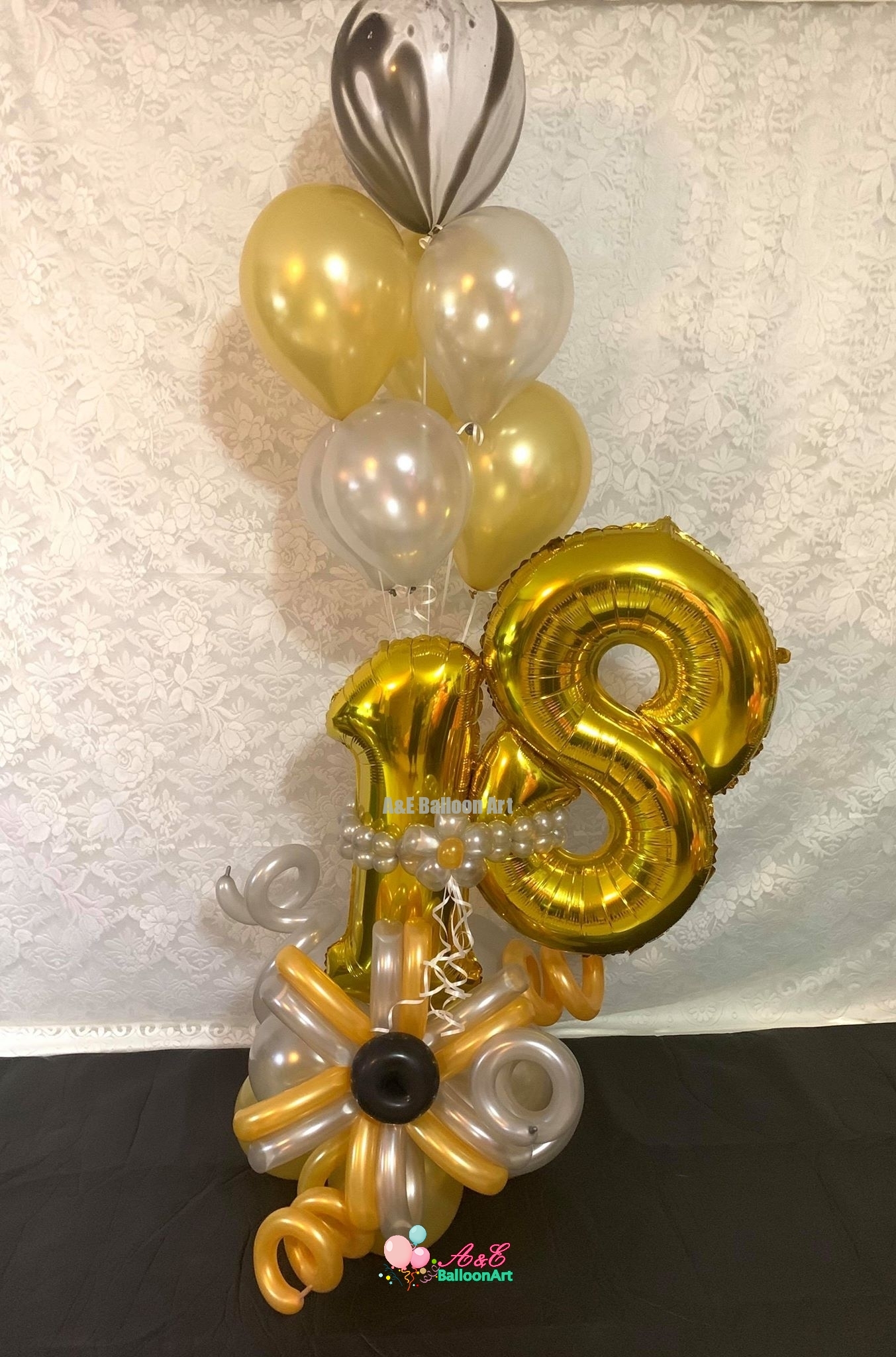 silver 18 balloons